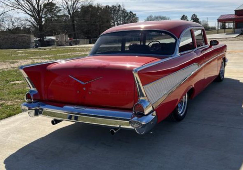 2nd Image of a 1957 CHEVROLET BELAIR