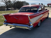 Image 3 of 41 of a 1957 CHEVROLET BELAIR