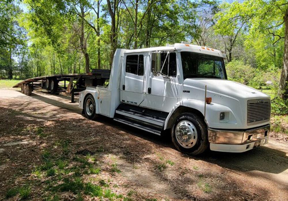 0th Image of a 2003 FREIGHTLINER FL60