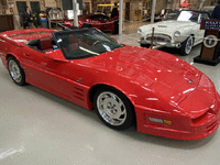 Image 3 of 20 of a 1987 CHEVROLET CORVETTE