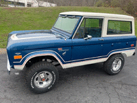 Image 3 of 16 of a 1975 FORD BRONCO