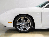 Image 17 of 22 of a 2013 DODGE CHALLENGER R/T