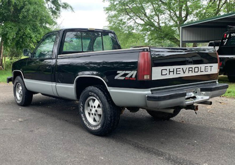 2nd Image of a 1990 CHEVROLET K1500