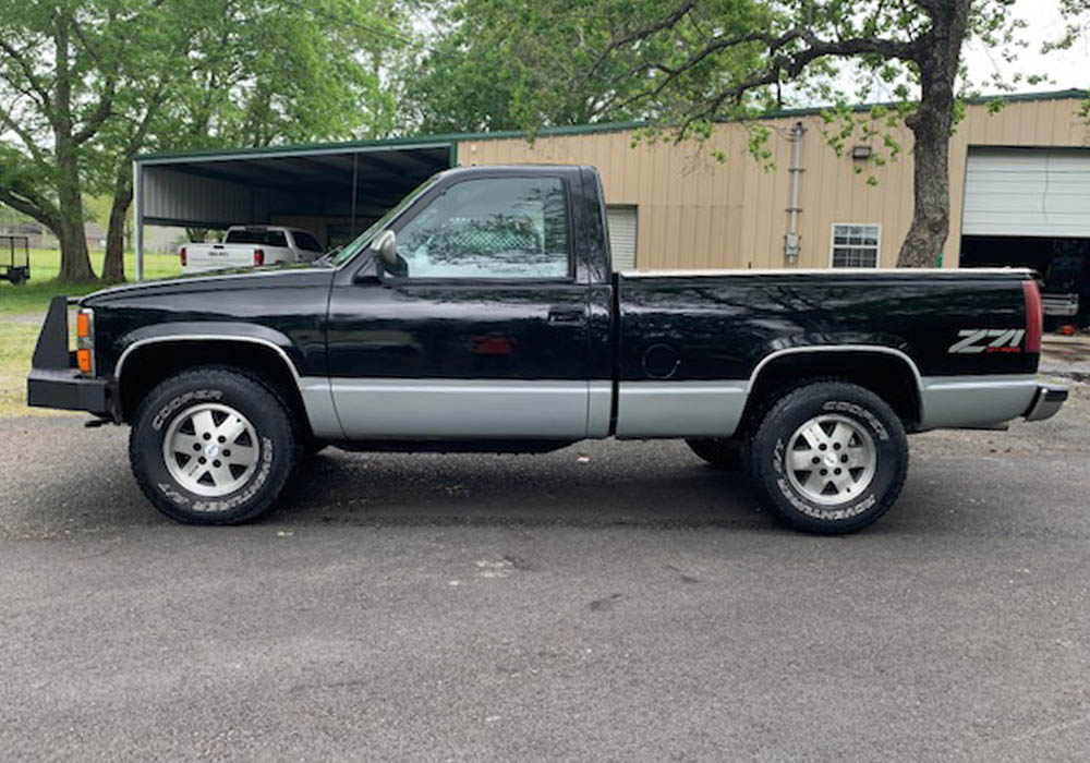 4th Image of a 1990 CHEVROLET K1500