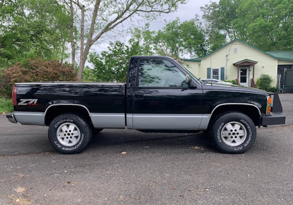 5th Image of a 1990 CHEVROLET K1500