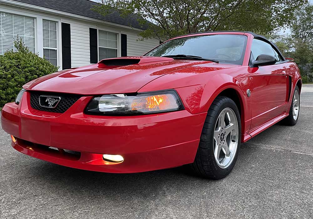 0th Image of a 2004 FORD MUSTANG GT DELUXE
