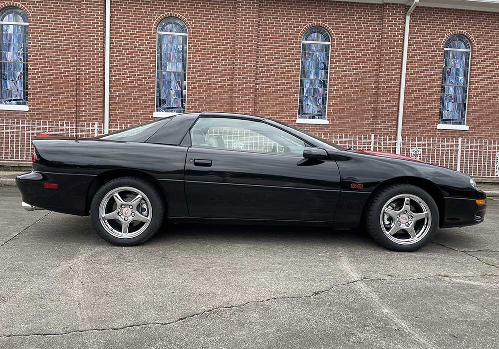 4th Image of a 1999 CHEVROLET CAMARO Z28