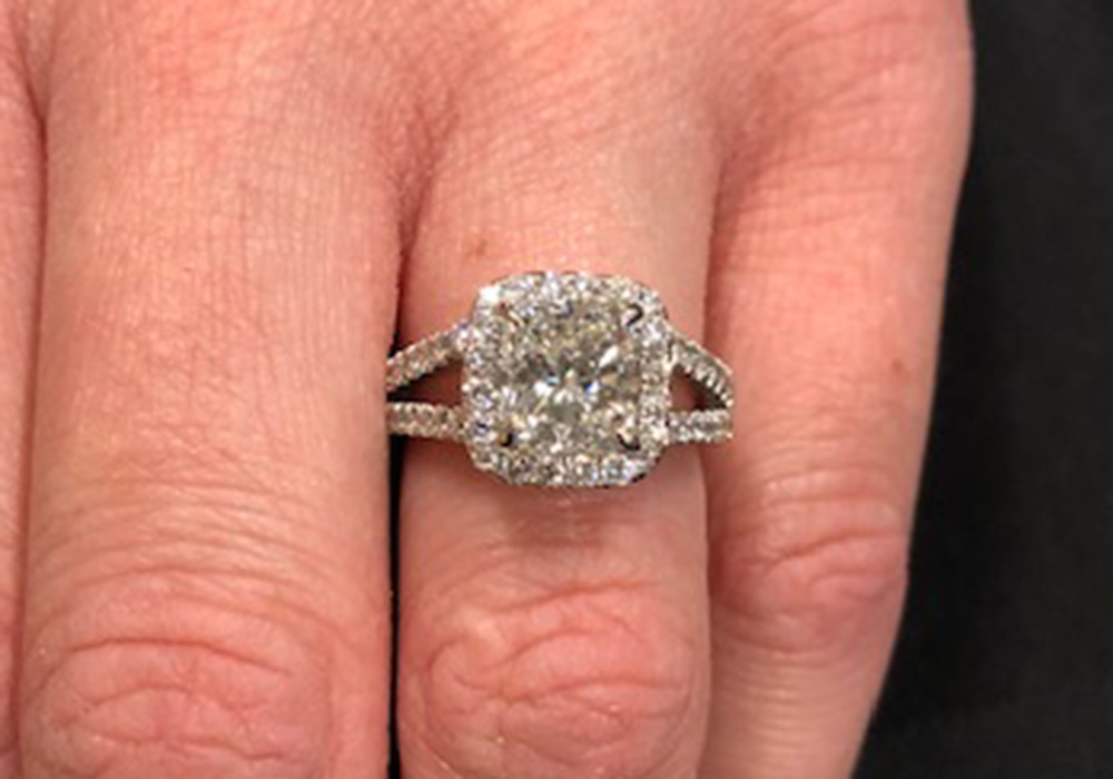 0th Image of a N/A DIAMOND ENGAGEMENT RING