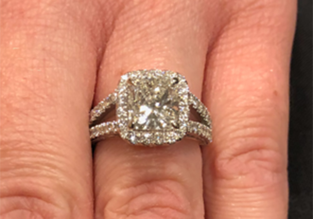 1st Image of a N/A DIAMOND ENGAGEMENT RING