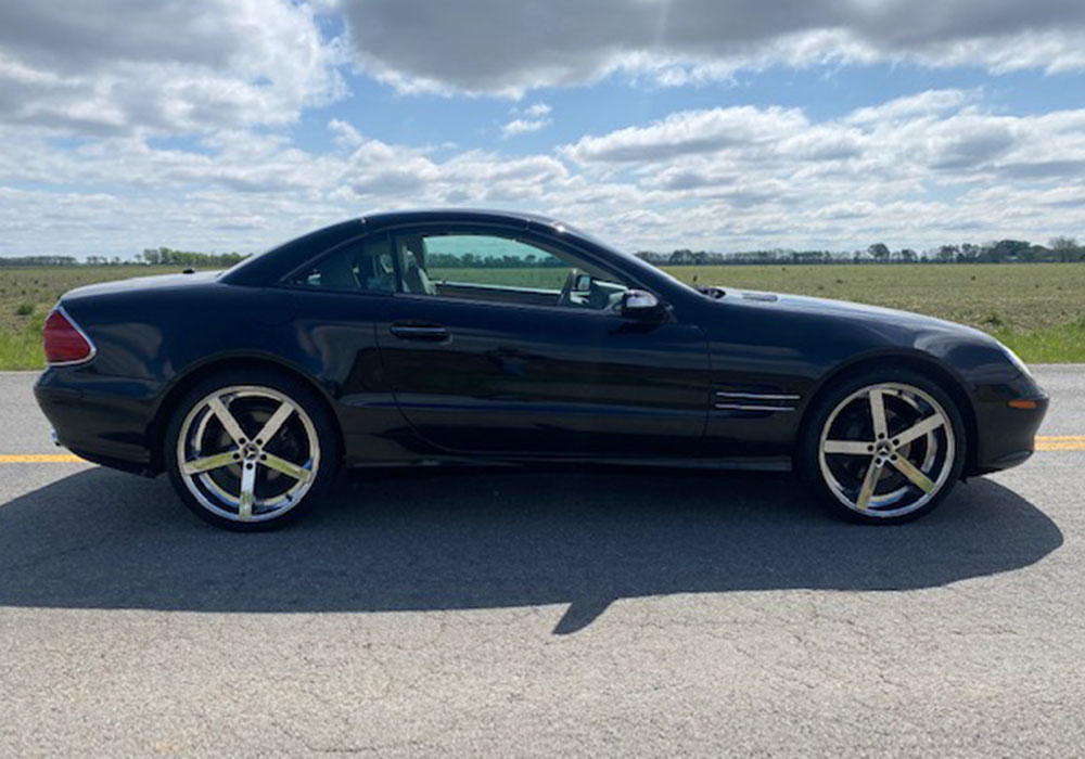 2nd Image of a 2004 MERCEDES-BENZ SL-CLASS SL500