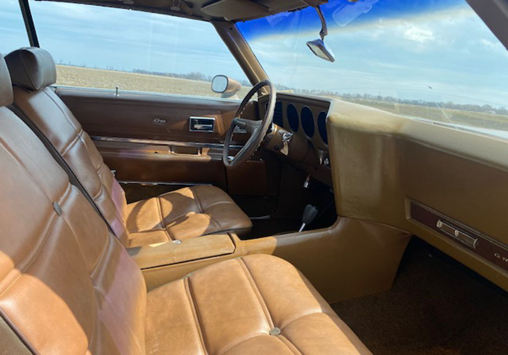 4th Image of a 1971 PONTIAC GRAND PRIX