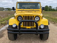 Image 3 of 6 of a 1976 JEEP CJ7