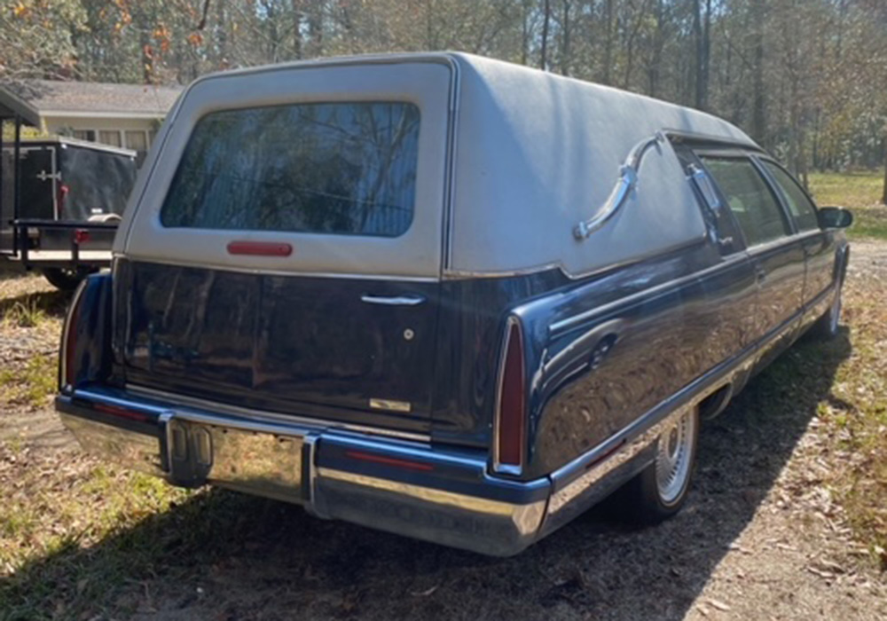 2nd Image of a 1996 CADILLAC COMMERCIAL CHASSIS HEARSE