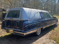 Image 2 of 15 of a 1996 CADILLAC COMMERCIAL CHASSIS HEARSE