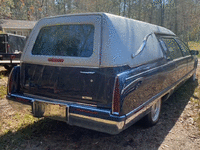 Image 3 of 15 of a 1996 CADILLAC COMMERCIAL CHASSIS HEARSE