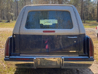 Image 9 of 15 of a 1996 CADILLAC COMMERCIAL CHASSIS HEARSE