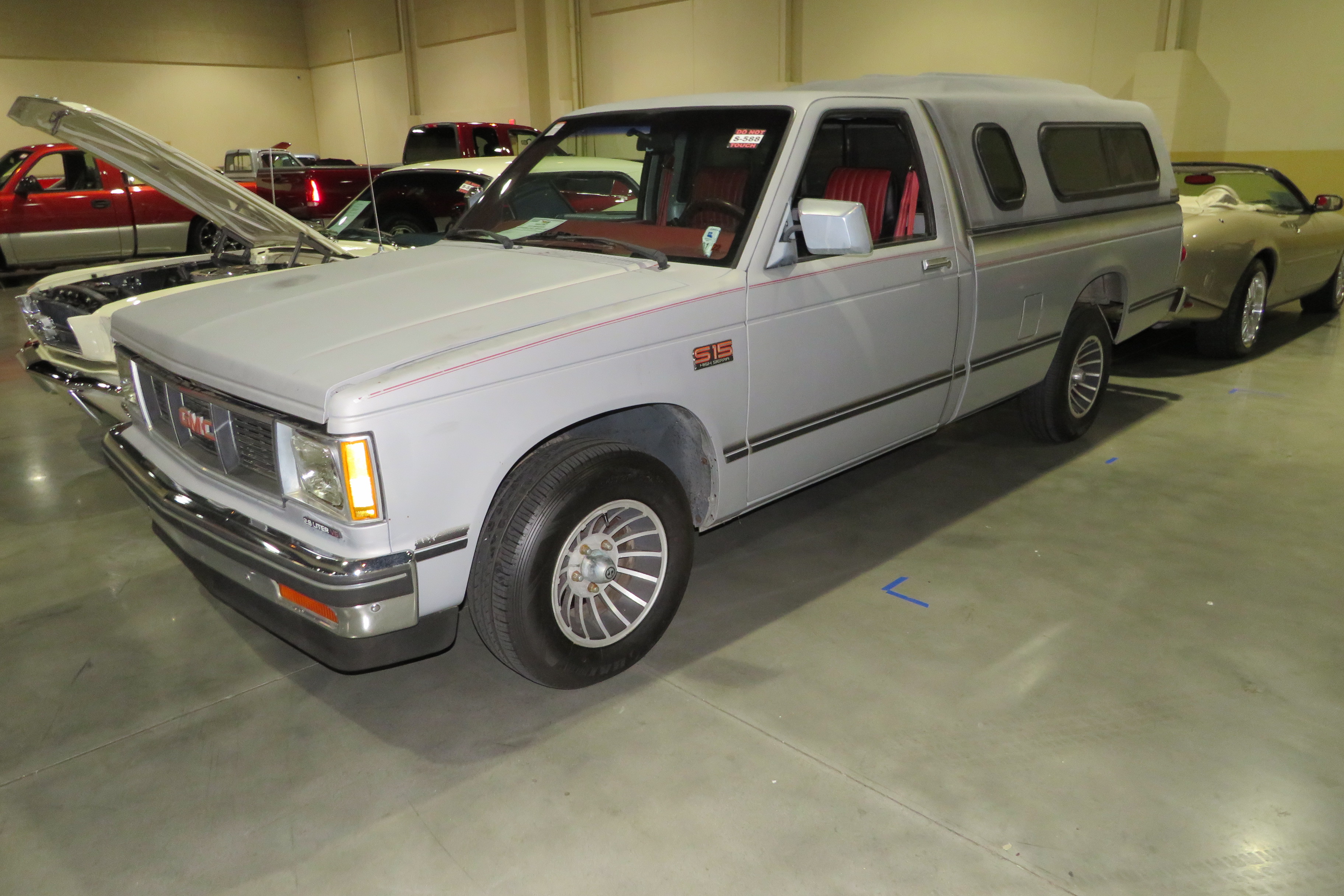 1st Image of a 1985 GMC S15 WIDESIDE