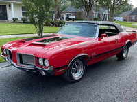 Image 2 of 18 of a 1972 OLDSMOBILE J67