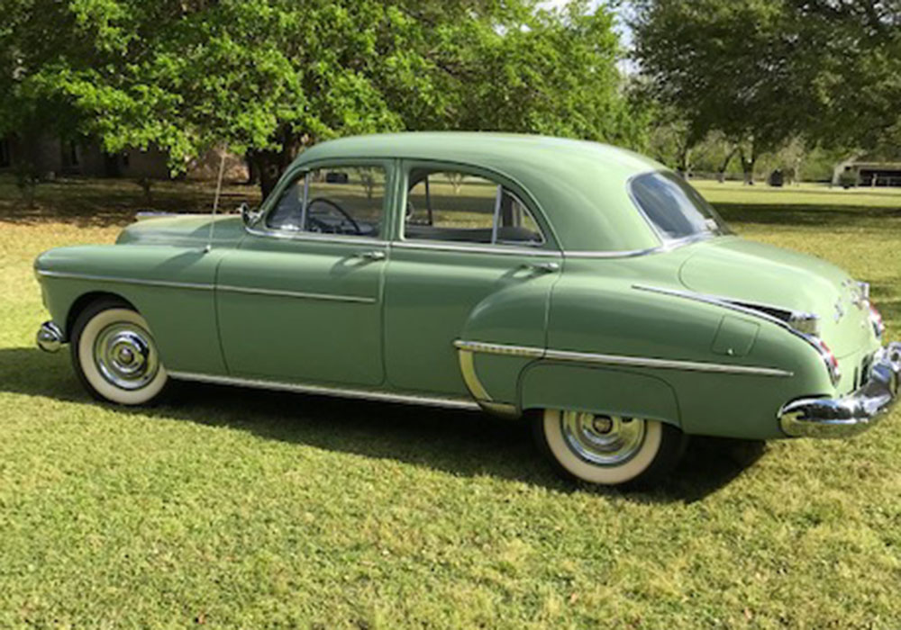 2nd Image of a 1950 OLDSMOBILE 88