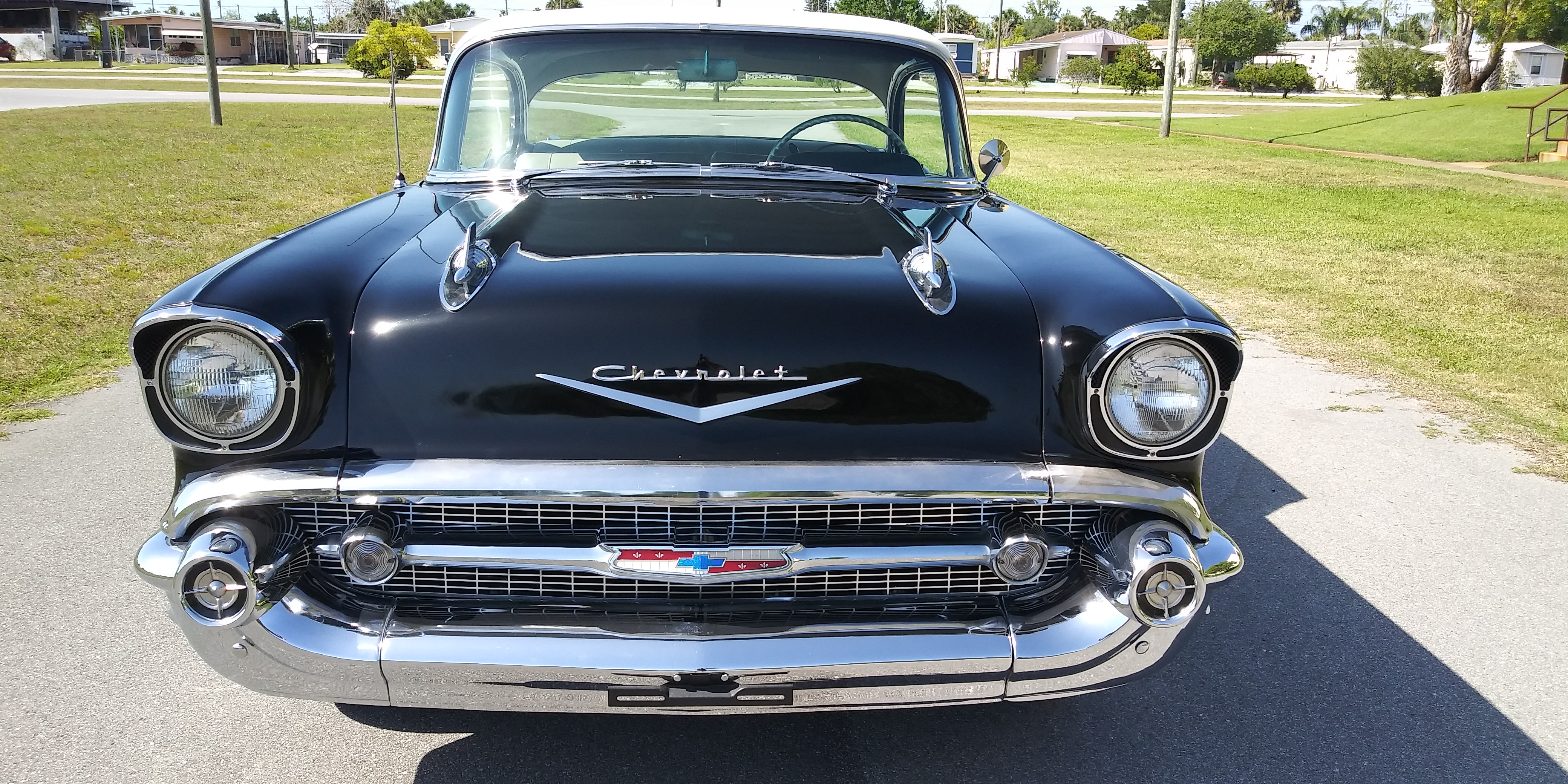 2nd Image of a 1957 CHEVROLET COUPE