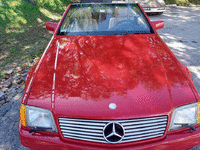 Image 5 of 13 of a 1991 MERCEDES-BENZ 500 500SL