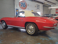 Image 4 of 19 of a 1964 CHEVROLET CORVETTE