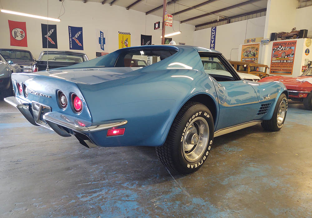 2nd Image of a 1970 CHEVROLET CORVETTE