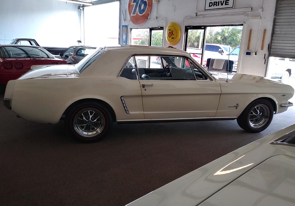 6th Image of a 1965 FORD MUSTANG