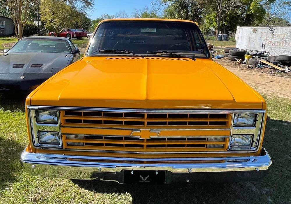 4th Image of a 1986 CHEVROLET C10