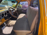 Image 9 of 15 of a 1986 CHEVROLET C10