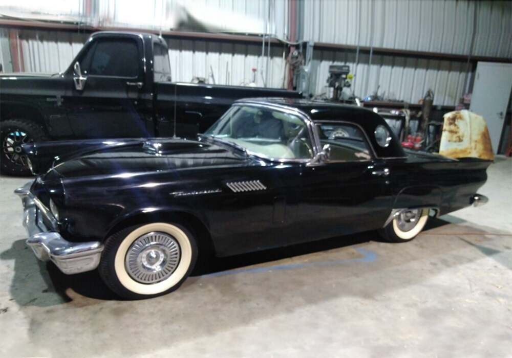 1st Image of a 1957 FORD THUNDERBIRD