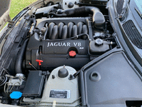 Image 5 of 5 of a 1999 JAGUAR XK8 XK