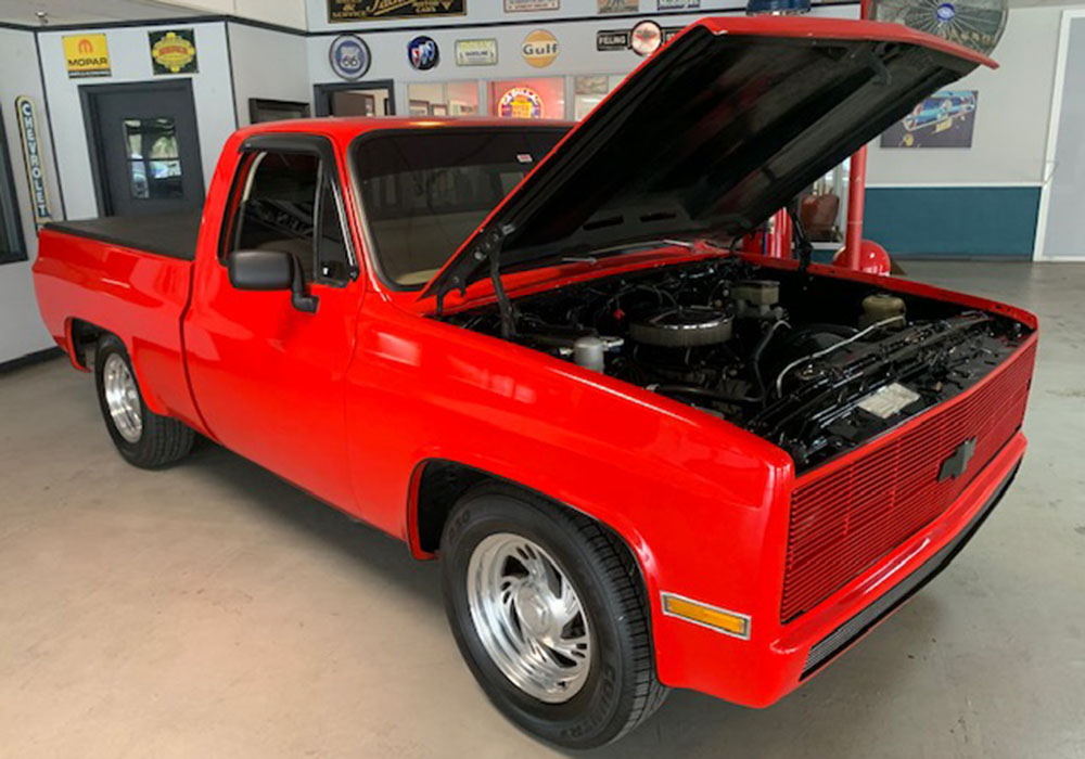 1st Image of a 1982 CHEVROLET C10