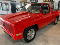 Image 1 of 6 of a 1982 CHEVROLET C10