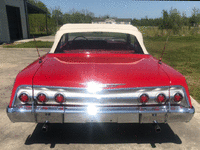 Image 6 of 20 of a 1962 CHEVROLET IMPALA
