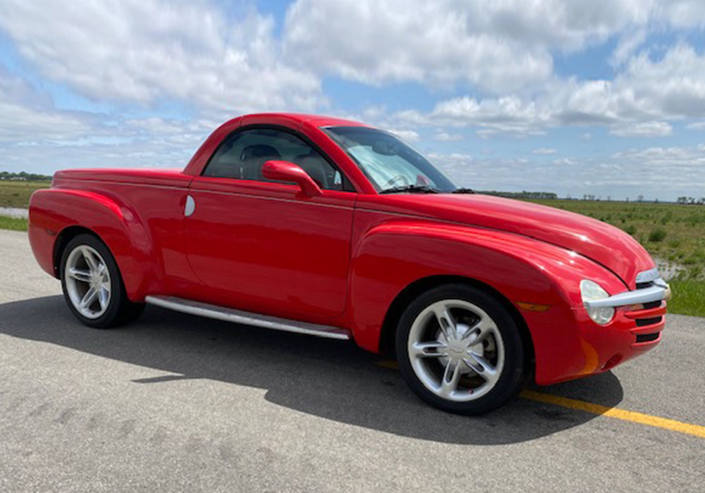 0th Image of a 2003 CHEVROLET SSR LS