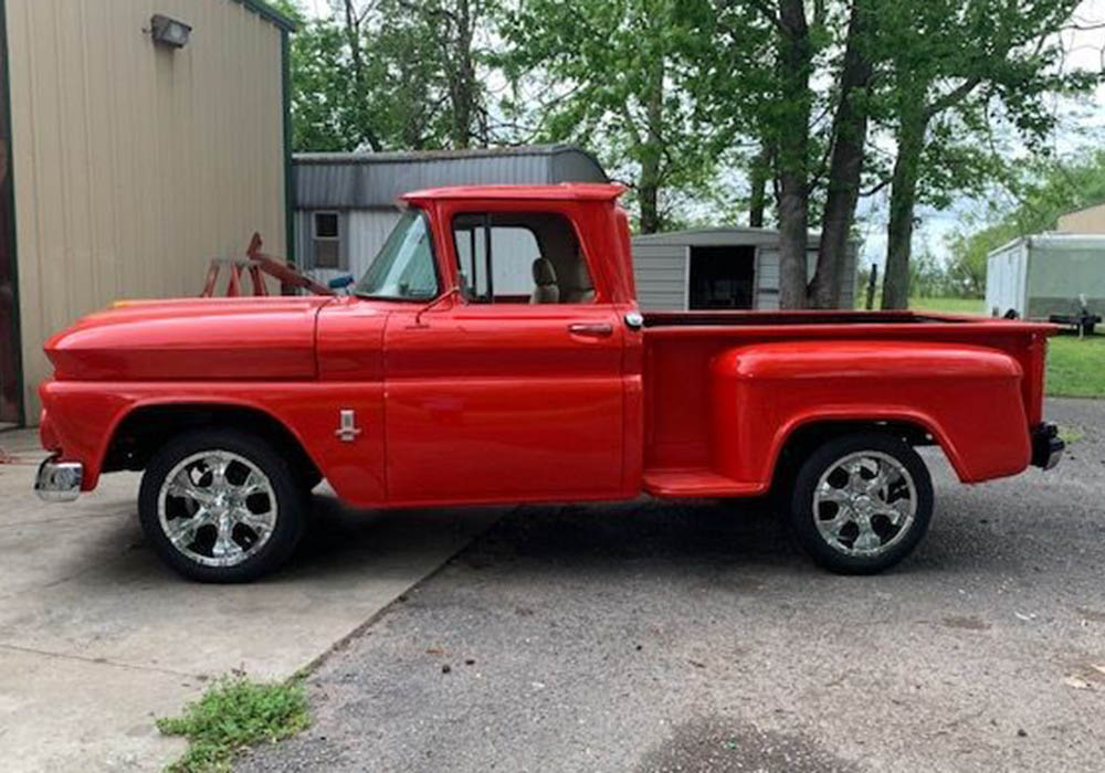 3rd Image of a 1963 CHEVROLET C10