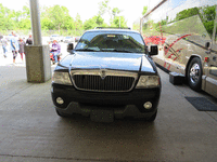 Image 4 of 13 of a 2004 LINCOLN AVIATOR