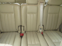 Image 10 of 13 of a 2004 LINCOLN AVIATOR