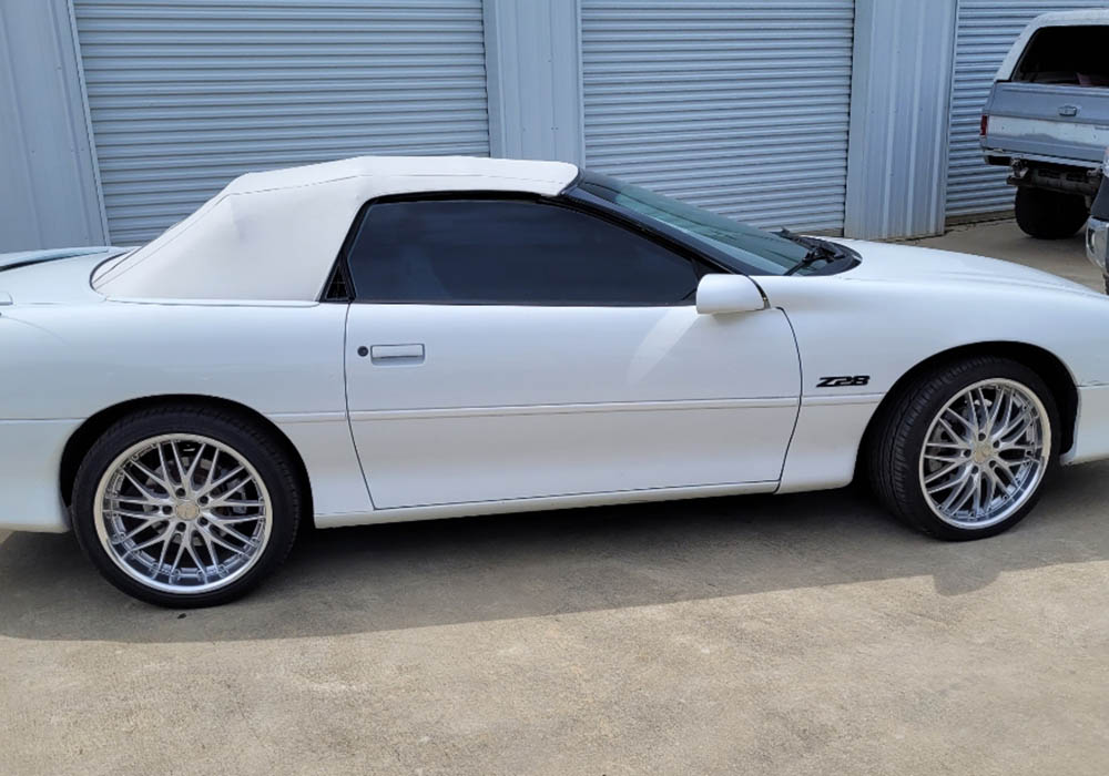 5th Image of a 1998 CHEVROLET CAMARO Z28