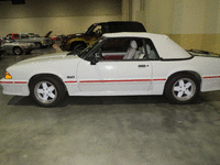 Image 3 of 15 of a 1989 FORD MUSTANG