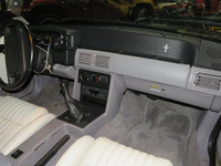 Image 7 of 13 of a 1993 FORD MUSTANG LX