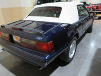 Image 11 of 13 of a 1993 FORD MUSTANG LX