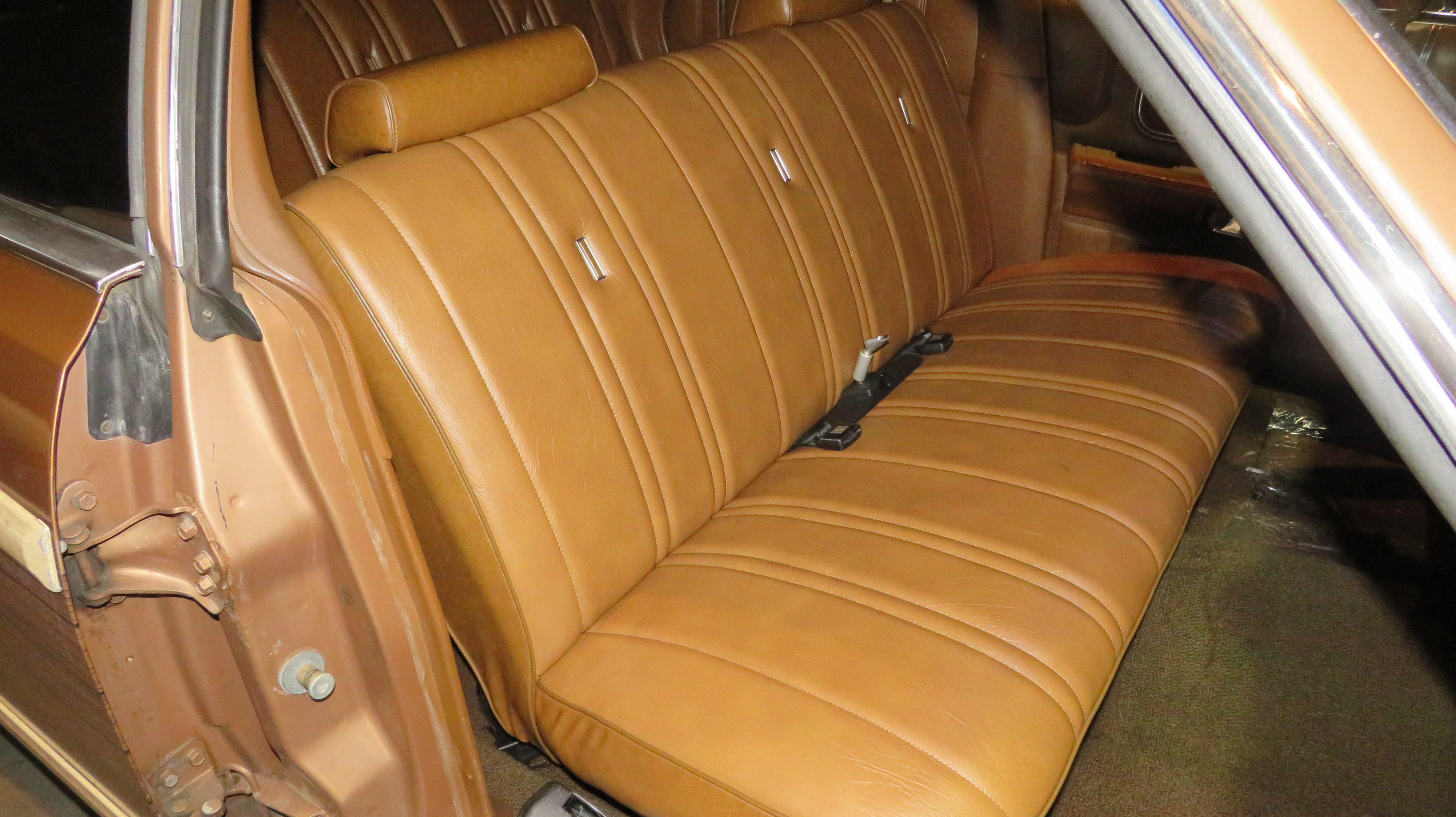 5th Image of a 1973 FORD COUNTRY SQUIRE