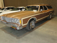 Image 2 of 11 of a 1973 FORD COUNTRY SQUIRE