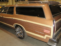 Image 10 of 11 of a 1973 FORD COUNTRY SQUIRE