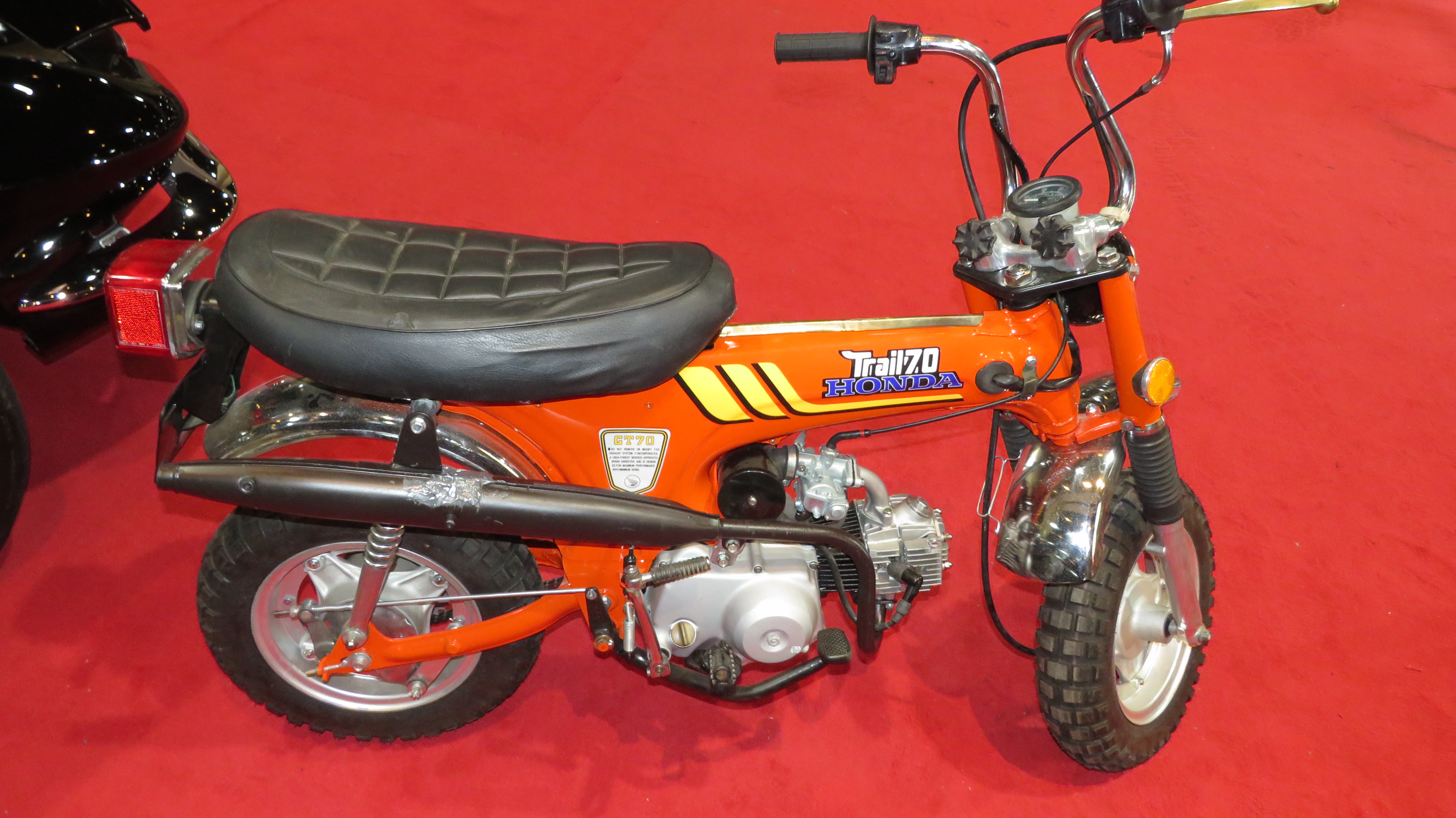 2nd Image of a 1976 HONDA CT70