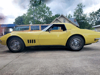 Image 3 of 23 of a 1968 CHEVROLET CORVETTE