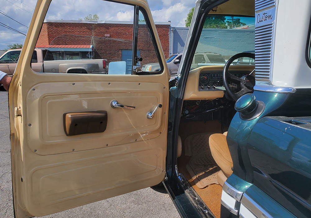 8th Image of a 1966 CHEVROLET C10