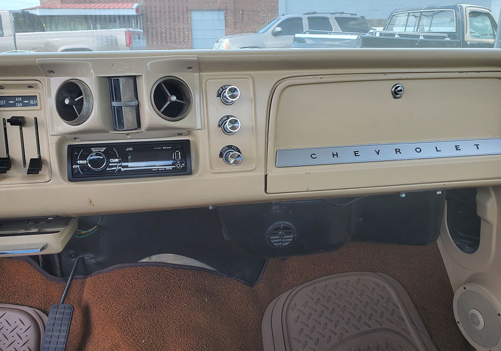 15th Image of a 1966 CHEVROLET C10